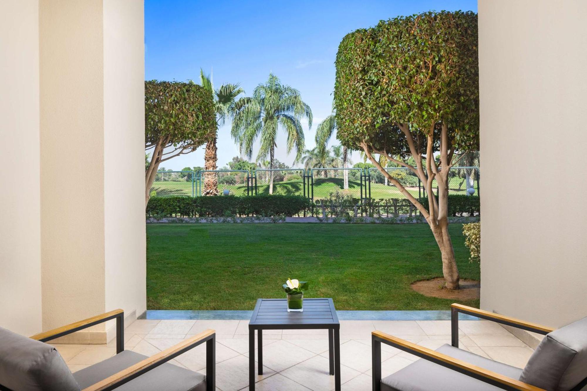 Resort Hilton Pyramids Golf 5*